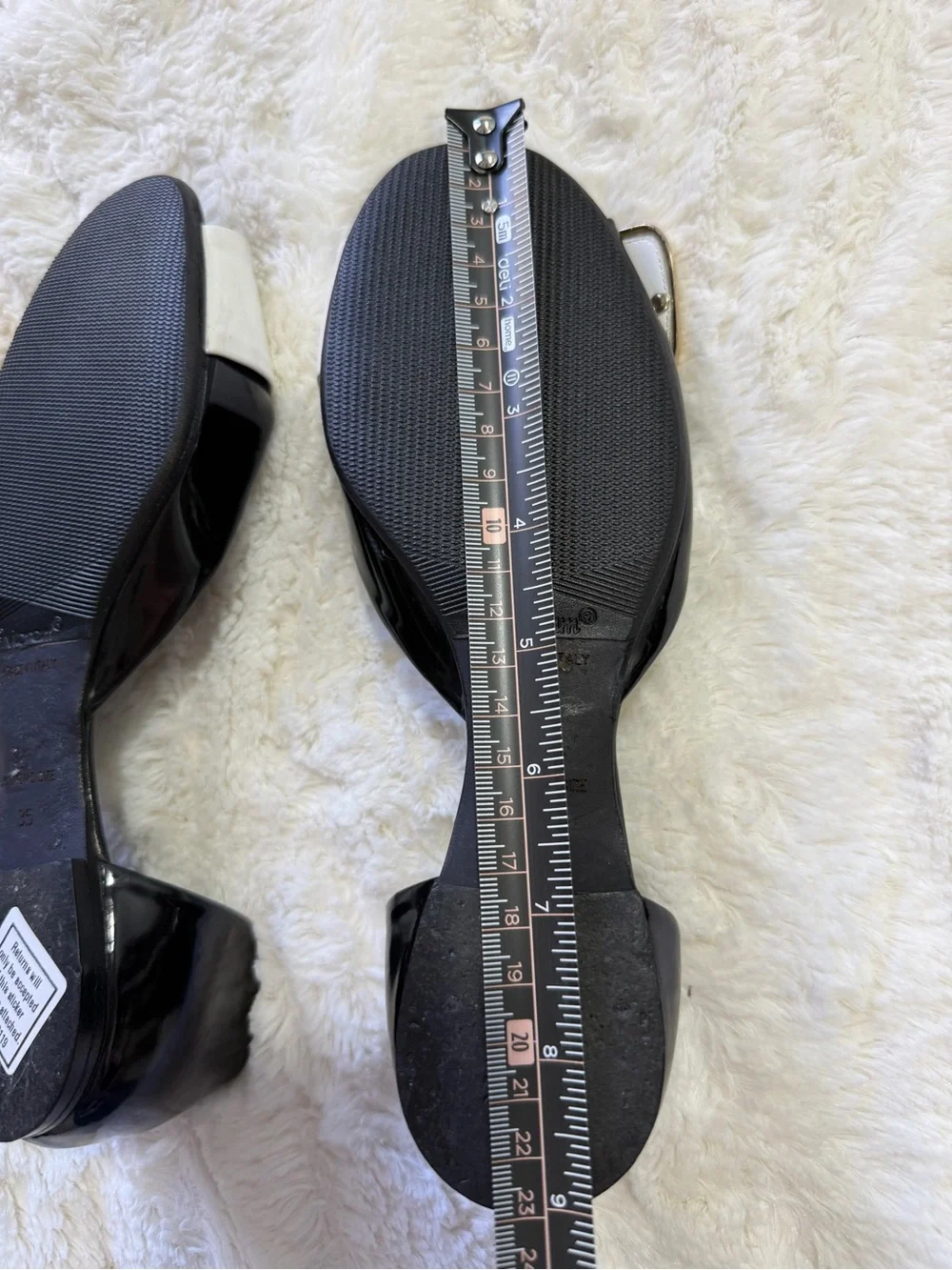 Roger Vivier Patent Leather D’Orsay Flats Black Ivory Gold Buckle 35 US 5
